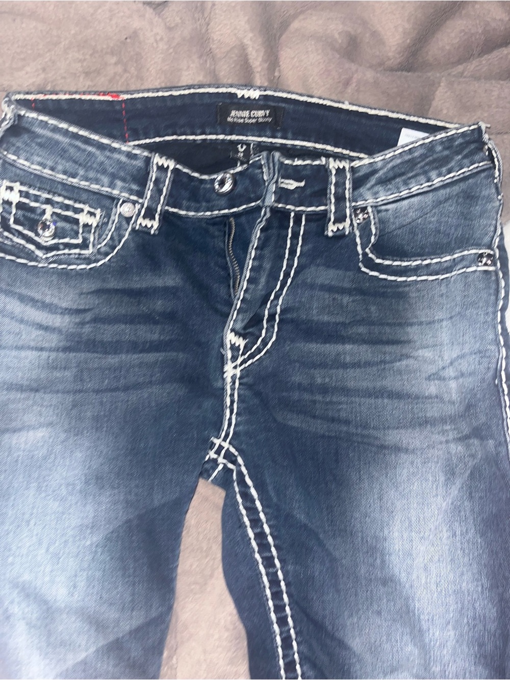 True Religion Women's Dark Blue Skinny Jeans with White Contrast Stitching